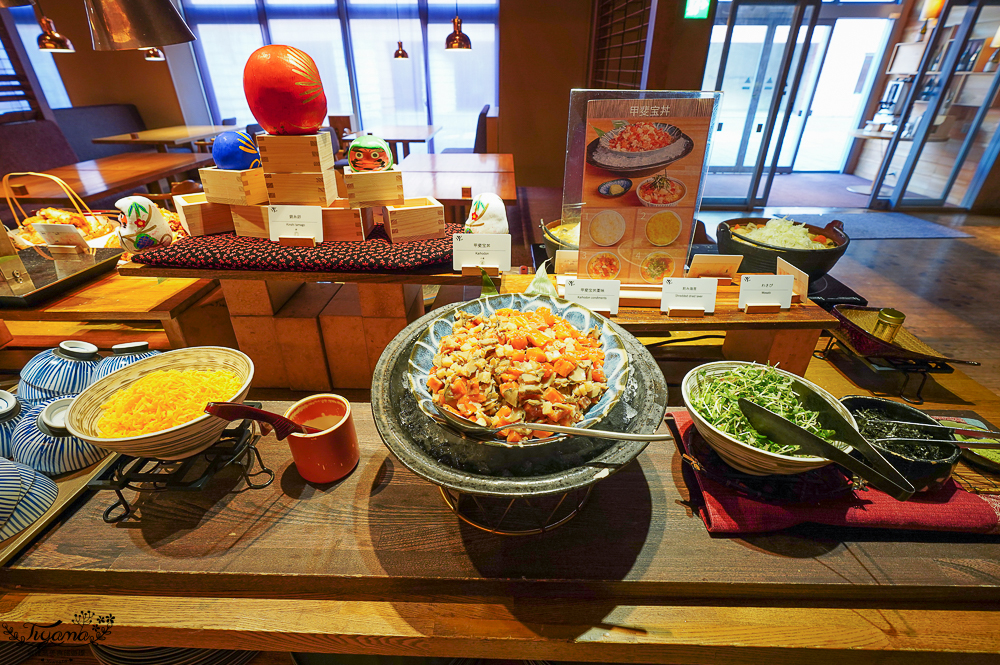星野集團 RISONARE 山梨八岳｜YYgrill 自助早餐，吃到得在地食材山梨特色「甲斐寶丼」，麝香葡萄任你暢食 @緹雅瑪 美食旅遊趣