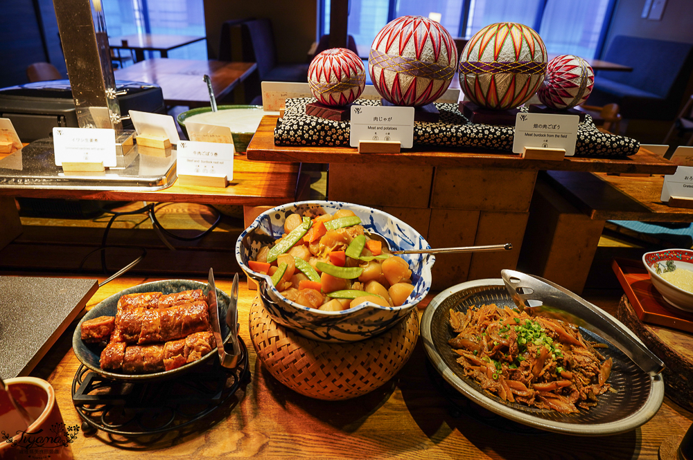 星野集團 RISONARE 山梨八岳｜YYgrill 自助早餐，吃到得在地食材山梨特色「甲斐寶丼」，麝香葡萄任你暢食 @緹雅瑪 美食旅遊趣