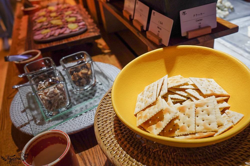 星野集團 RISONARE 山梨八岳|YYgrill 晚餐「鐵板燒烤主餐 + 自助餐料理」吃得到山梨麝香葡萄,兒童專屬餐台開箱!! @緹雅瑪 美食旅遊趣 星野集團 RISONARE 山梨八岳|YYgrill 晚餐「鐵板燒烤主餐 + 自助餐料理」吃得到山梨麝香葡萄,兒童專屬餐台開箱!! @緹雅瑪 美食旅遊趣