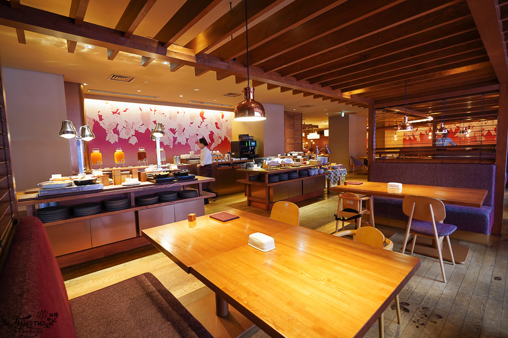 星野集團 RISONARE 山梨八岳｜YYgrill 晚餐「鐵板燒烤主餐 + 自助餐料理」吃得到山梨麝香葡萄，兒童專屬餐台開箱！！ @緹雅瑪 美食旅遊趣