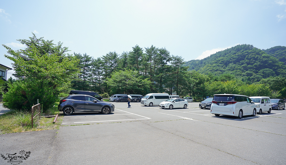西湖 療癒之里 根場｜西湖必遊景點：富士山河口湖週邊合掌造村落！「食事処 里山」甲州餺飥麵 @緹雅瑪 美食旅遊趣