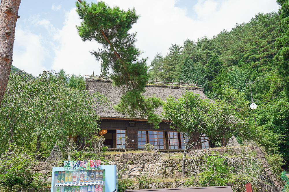 西湖 療癒之里 根場｜西湖必遊景點：富士山河口湖週邊合掌造村落！「食事処 里山」甲州餺飥麵 @緹雅瑪 美食旅遊趣