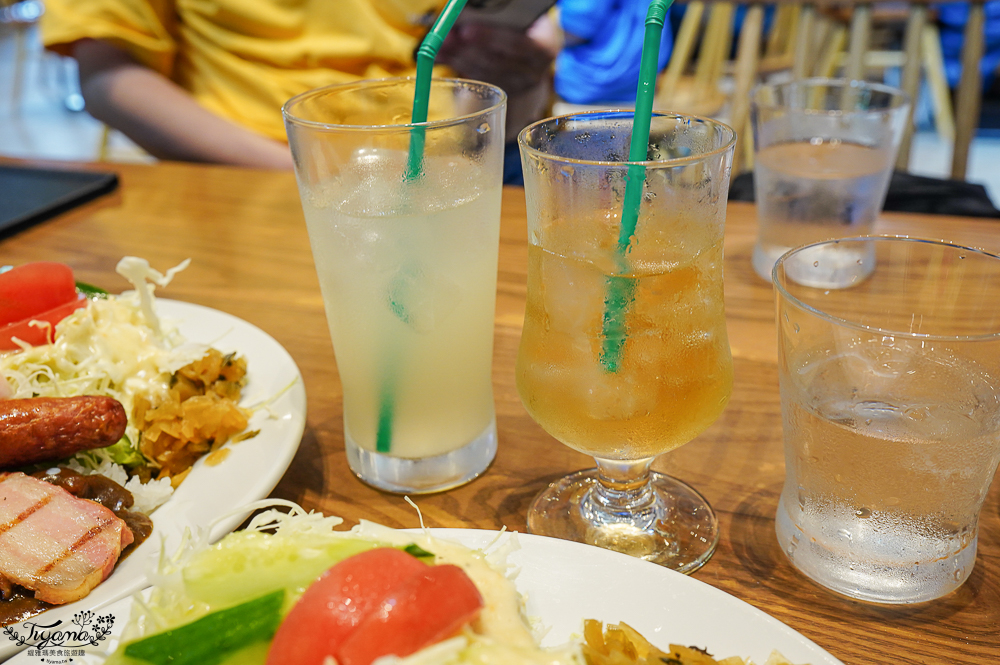 清里美食。萌木の村 ROCK：萌木之村 的人氣餐廳，清里的美味牛肉咖哩料理！！ @緹雅瑪 美食旅遊趣