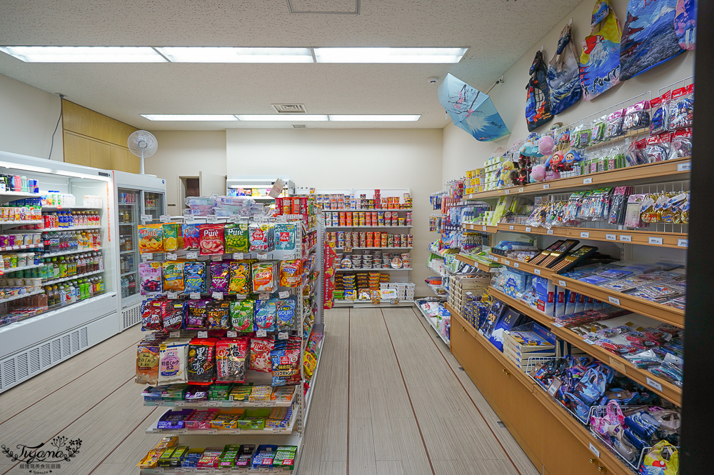 富士山本栖湖住宿》本栖鳳凰飯店｜本棲鳳凰飯店：一泊二食長腳蟹自助晚餐，餐廳就有富士山美景！！ @緹雅瑪 美食旅遊趣