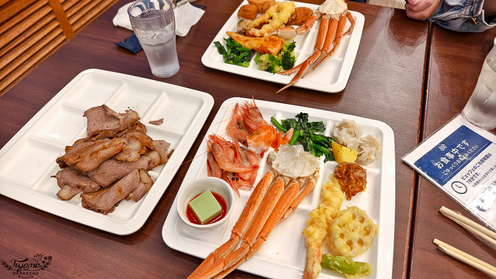 富士山本栖湖住宿》本栖鳳凰飯店｜本棲鳳凰飯店：一泊二食長腳蟹自助晚餐，餐廳就有富士山美景！！ @緹雅瑪 美食旅遊趣