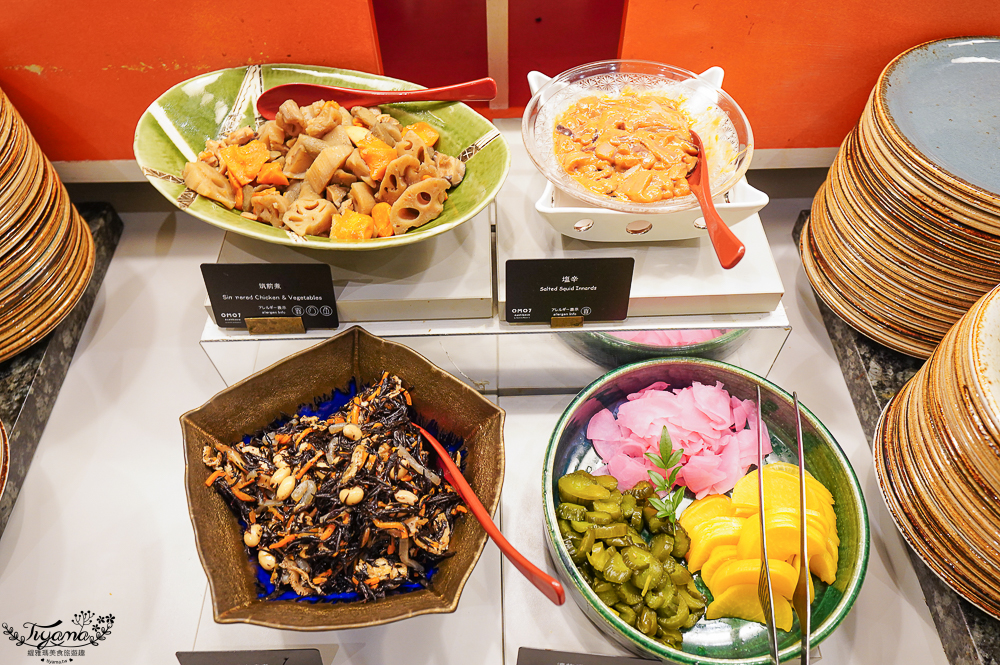 【旭川美食】OMO7 旭川 早餐篇！！OMO早餐到底有多豐盛，海鮮山芥末飯、格子鬆餅 @緹雅瑪 美食旅遊趣