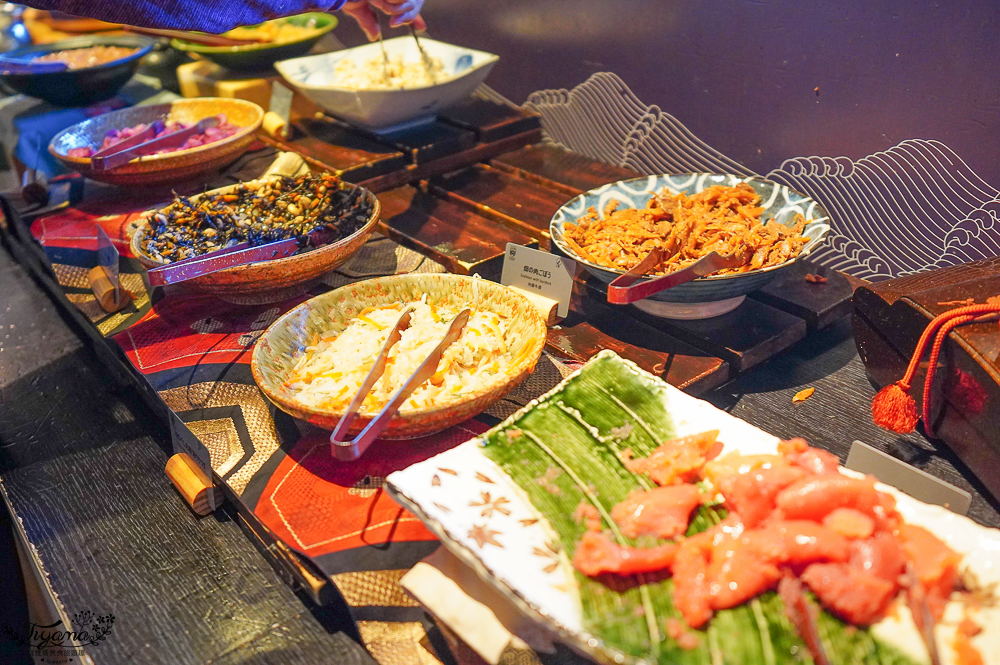 【北海道美食】星野 TOMAMU 度假村 hal 餐廳早餐：必吃白山葵鮭魚親子丼、現煎法國吐司！ @緹雅瑪 美食旅遊趣