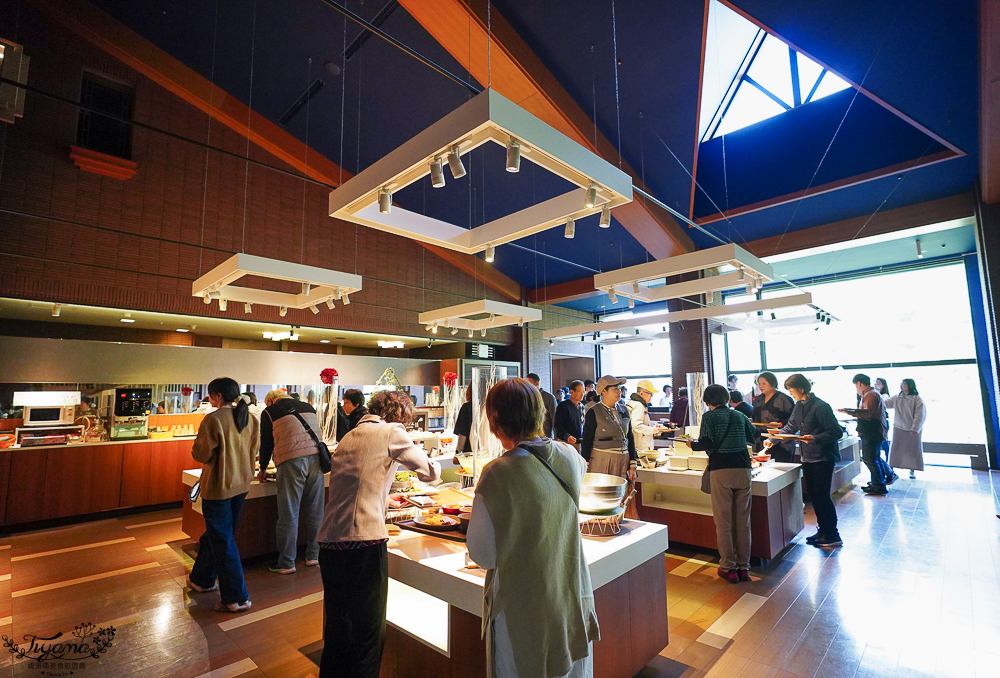 【北海道美食】星野 TOMAMU 度假村 hal 餐廳早餐：必吃白山葵鮭魚親子丼、現煎法國吐司！ @緹雅瑪 美食旅遊趣