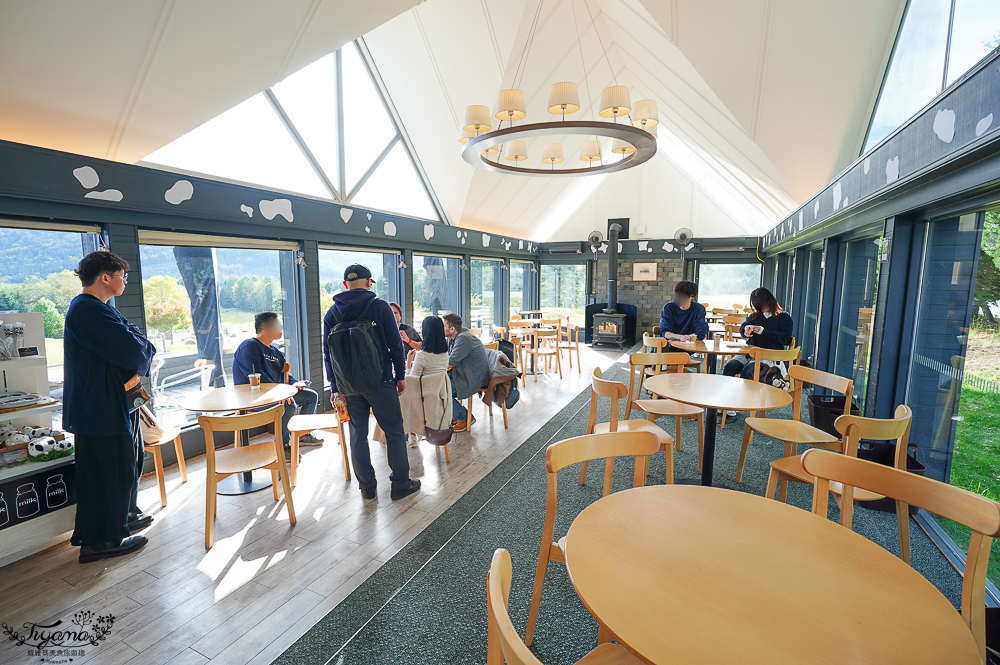 【北海道美食】星野農場「Farm Designs Cafe」:農場旁的甜品木屋咖啡廳,午餐輕食、北海道牛奶霜淇淋、下午茶 @緹雅瑪 美食旅遊趣 【北海道美食】星野農場「Farm Designs Cafe」:農場旁的甜品木屋咖啡廳,午餐輕食、北海道牛奶霜淇淋、下午茶 @緹雅瑪 美食旅遊趣