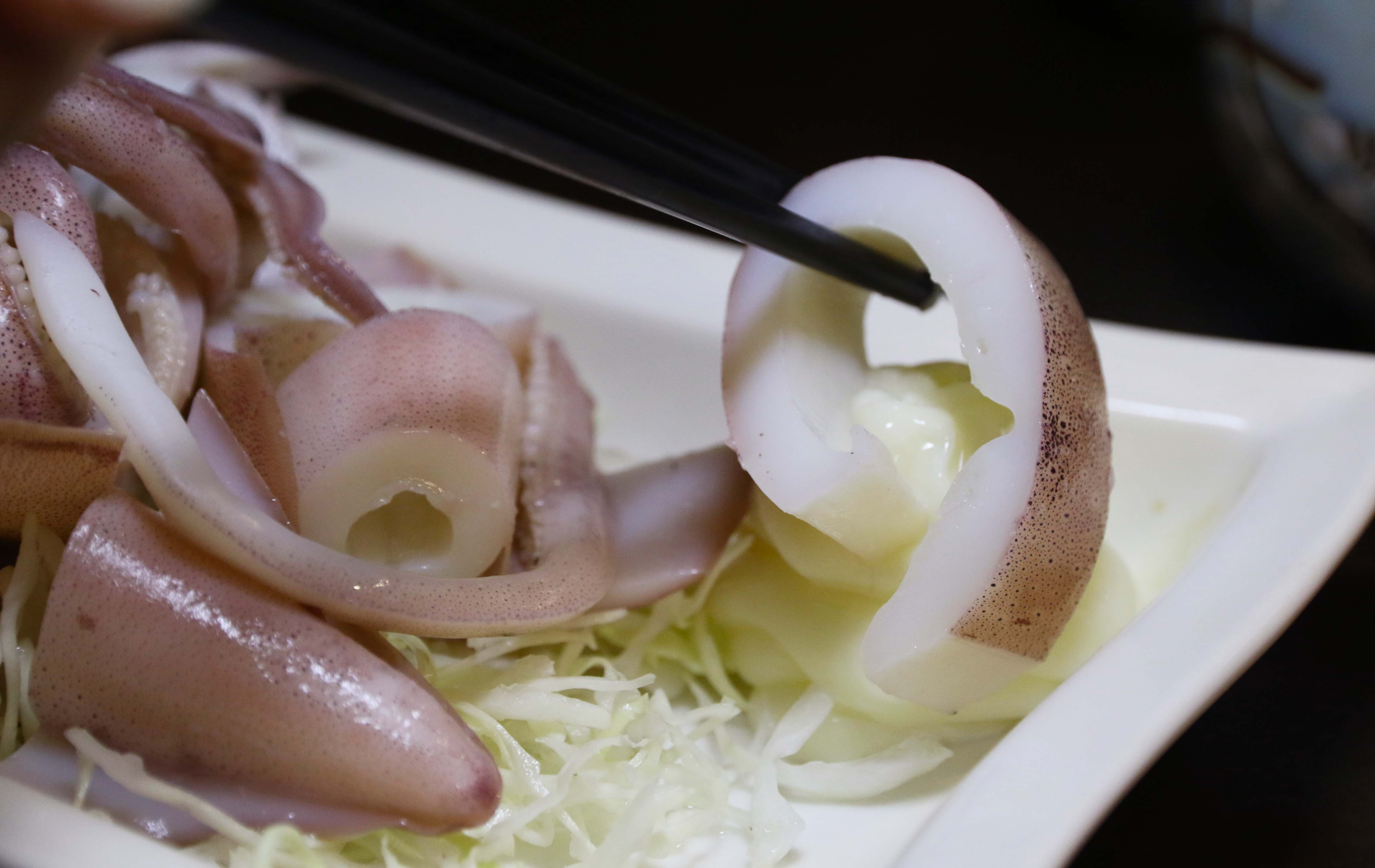 台北小巨蛋美食|畔の食堂：丼飯交響四部曲「特上豪華丼」&#038;「鮭魚三重奏」 @緹雅瑪 美食旅遊趣