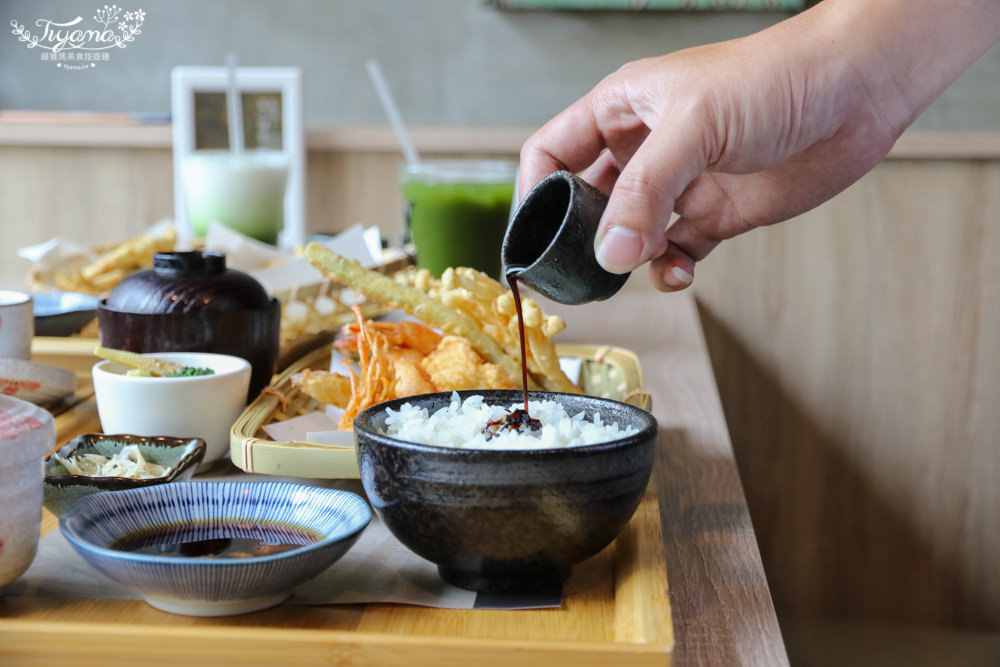 嘉義美食推薦|初曉 江戶天麩羅專賣 嘉義店：道地日式酥脆天婦羅|宇治金時|初曉抹香鬆餅 @緹雅瑪 美食旅遊趣