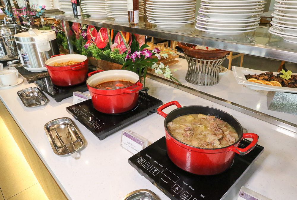 花見西餐廳|台中自助晚餐吃到飽！！泡完美人湯，大塊朵頤精緻饗宴~台中日光溫泉會館 @緹雅瑪 美食旅遊趣