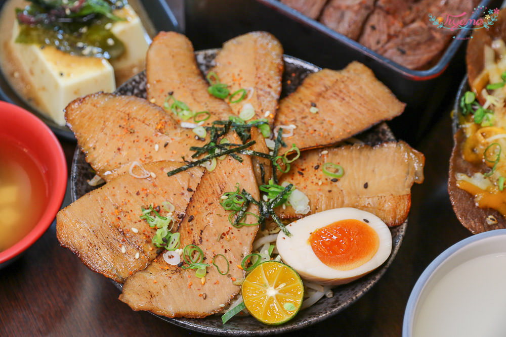 台南丼飯|天滿橋洋食專賣店：味噌湯.小菜.日式麥茶無限供應~自助點餐機好吃又好玩 @緹雅瑪 美食旅遊趣