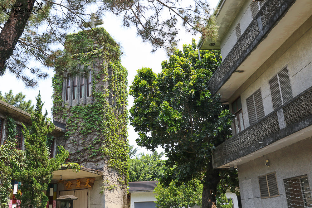 花蓮景點~新城天主堂，天主教與日本神社共存+文青書店咖啡 練習曲書店 @緹雅瑪 美食旅遊趣