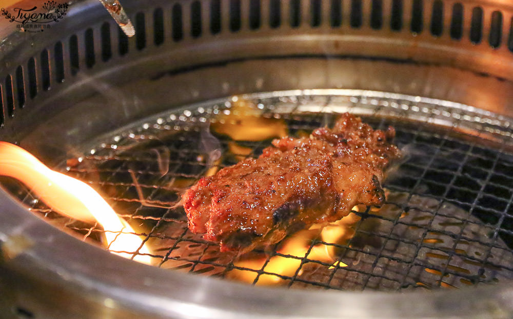 沖繩燒肉王|美國村燒肉，沖繩燒肉吃到飽，焼肉きんぐ 北谷店(含中文菜單) @緹雅瑪 美食旅遊趣