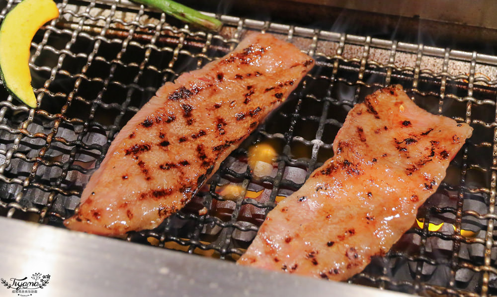 東京燒肉.我的燒肉|俺の焼肉 銀座四丁目，A5黑毛和牛「豪華大船全牛拼盤」 @緹雅瑪 美食旅遊趣