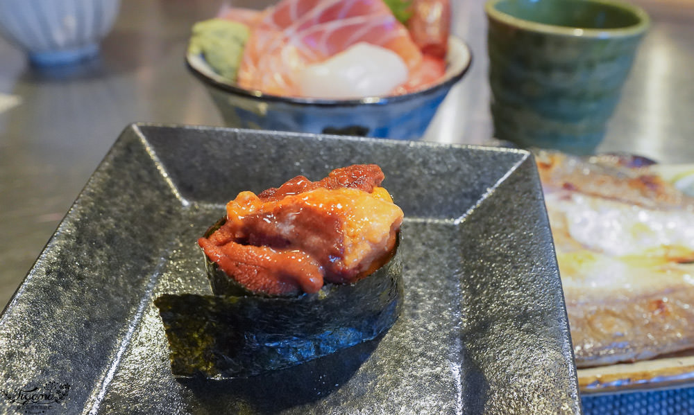 八十八丼|高雄日式料理，多達42道精緻丼飯套餐，超浮誇干貝親子丼！！ @緹雅瑪 美食旅遊趣