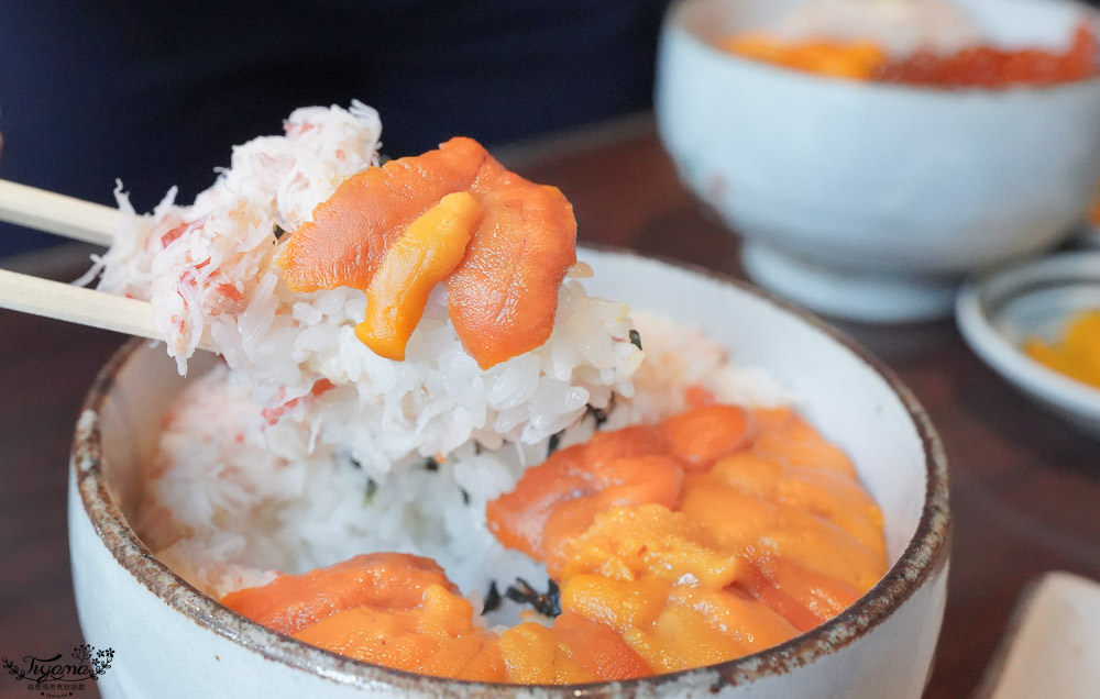 北海道美食|函館海膽丼海鮮丼，きくよ食堂 Bay Area店，持堅炭火燒烤的在地知名老店 @緹雅瑪 美食旅遊趣