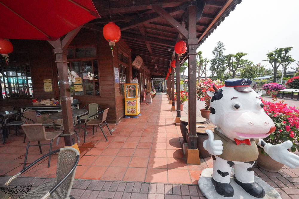 台南柳營景點|八老爺車站 乳牛的家，五分火車、鐵路餐廳、餵動物 @緹雅瑪 美食旅遊趣