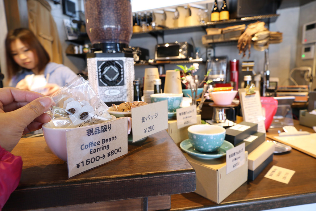 【京都美食】LatteArt Junkies RoastingShop 2nd。北野天滿宮店：意外尋穫「大西剛」拉花拿鐵咖啡 @緹雅瑪 美食旅遊趣