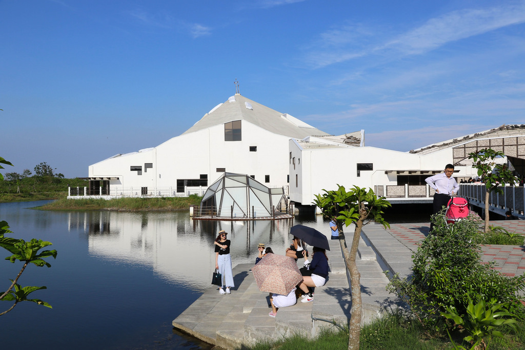 【台南景點】台江國家公園：純白色高腳水上建築，打卡拍照熱門景點 @緹雅瑪 美食旅遊趣