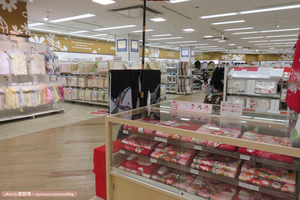 【兵庫購物】阿卡將。西宮北口店：大型連鎖育嬰用品賣場 @緹雅瑪 美食旅遊趣