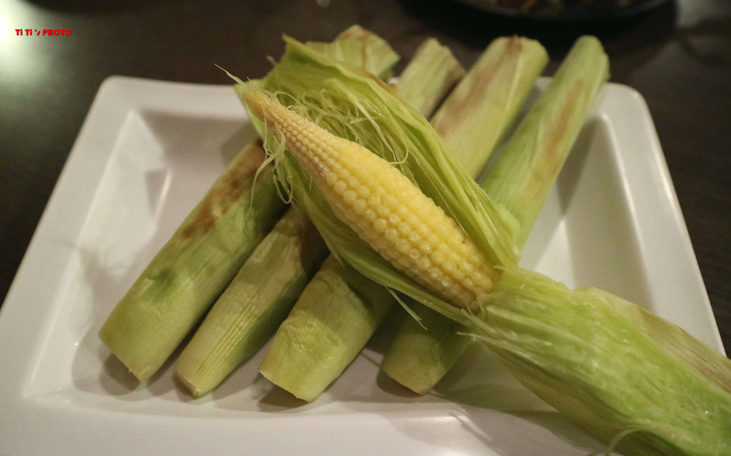 【台南.東區】小江戶日式和漢料理。中日式家庭創作料理食堂：日式胡麻魚卵細麵.炙鮭魚握.廣島大牡蠣…美味平價的「午夜食堂」 @緹雅瑪 美食旅遊趣