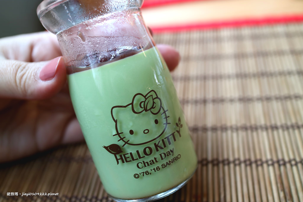 【台南.中西區】HELLO KITTY 呷茶 Chat Day。HELLO KITTY主題餐廳：結合台南府城文化元素的茶飲輕食餐廳 @緹雅瑪 美食旅遊趣