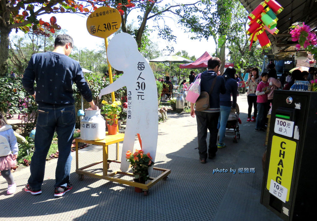 【宜蘭景點】宜農牧場。親子旅遊景點：羊奶霜淇淋、餵羊吃草、DIY肥皂、彩繪陶瓷&#038;木雕筆 @緹雅瑪 美食旅遊趣