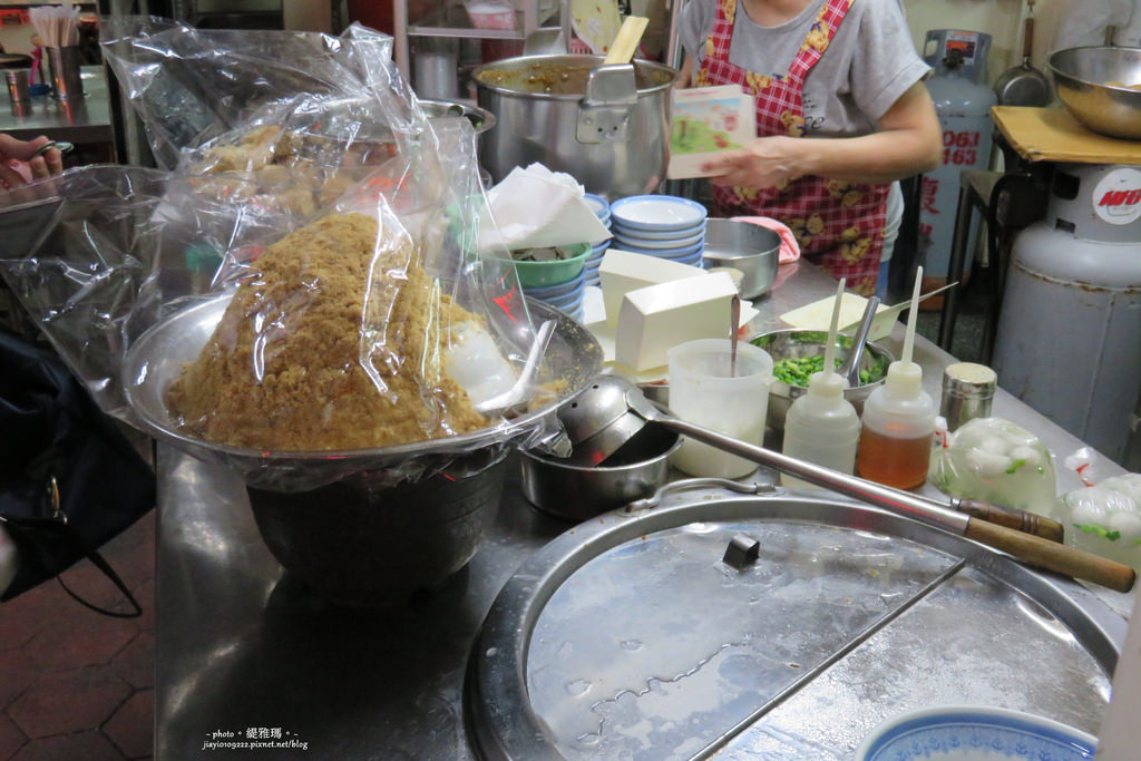 【台南.中西區】 無名。米糕.魚丸湯.貢丸湯.魚皮湯 @緹雅瑪 美食旅遊趣