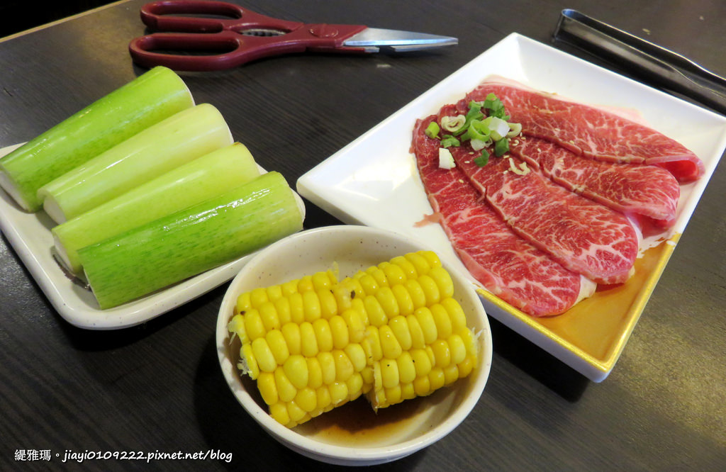 【新北.新莊區】燒肉眾-新莊公園店。精緻日式炭火燒肉吃到飽：$699天使紅蝦吃到飽&#038;$699+200海陸四選一 @緹雅瑪 美食旅遊趣