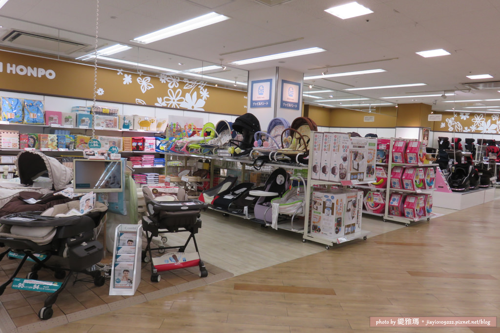 【兵庫購物】阿卡將。西宮北口店：大型連鎖育嬰用品賣場 @緹雅瑪 美食旅遊趣