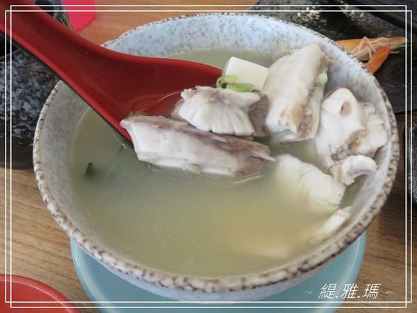 【台南.中西區】 小椿食堂~季節限定：酪梨鮮鮭加州卷佐鮭魚卵~絕配好滋味 @緹雅瑪 美食旅遊趣