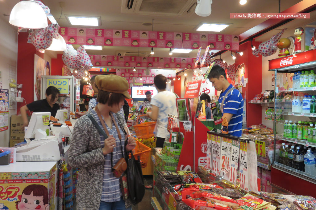 【大阪購物】お菓子のデパート よしや 。黒門市場店：好好買零食店舖 @緹雅瑪 美食旅遊趣