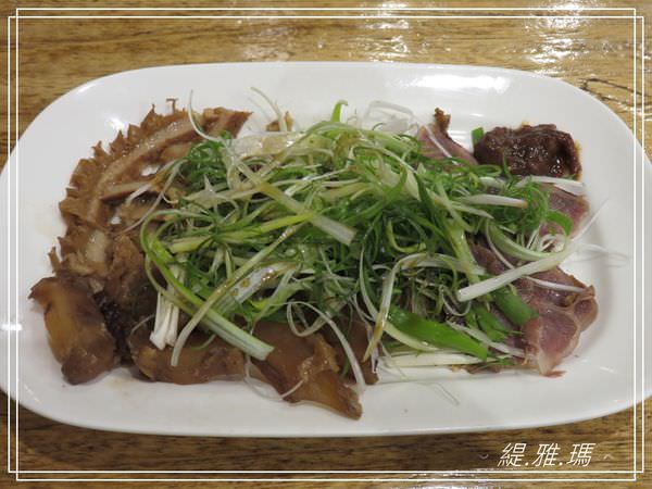 【台南.北區】老夫子牛肉麵.成功店 ~滿漢牛肉麵好美味 @緹雅瑪 美食旅遊趣