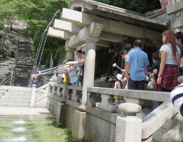 【京都行】清水寺路線.茶碗坂.清水寺本堂奧之院.音羽の淹.地主神社.清水京あみ亭.二年坂 @緹雅瑪 美食旅遊趣