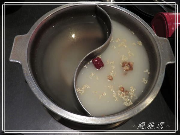 【台南.北區】麻辣風暴北門直營店.&#8221;火烤兩吃&#8221;食材豐富鍋底湯頭味美~ @緹雅瑪 美食旅遊趣