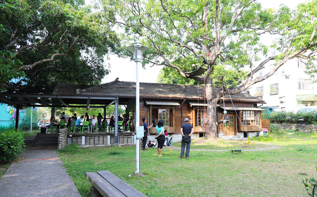 【雲林美食】凹凸咖啡館。斗六雲中街生活聚落：優閒日式渡假風格咖啡館 @緹雅瑪 美食旅遊趣